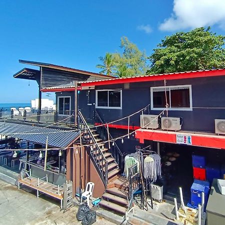 Out! A Radically Inclusive Beach Hostel By Wild & Wandering Haad Rin Exterior foto